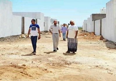 بدعم إماراتي..افتتاح 46 وحدة سكنية بمنطقتي زاحق ودفعرهو بسقطرى