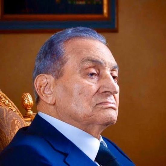 الزُبيدي ناعياً مبارك:الجنوب لن ينسى رفضك لحرب الاحتلال في 1994م