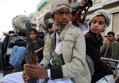 بـ"إعلان رسمي".. الحوثي يزج بالمدنيين إلى محارق الموت