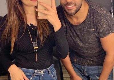 دارين حلمي تعلن عودتها مرة أخرى لتامر عاشور