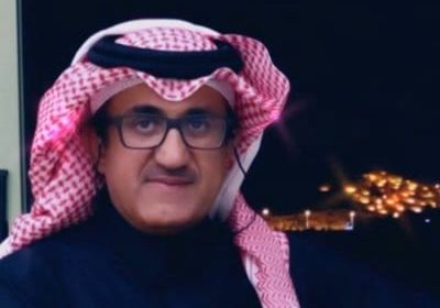 سياسي سعودي يشيد بجهود المملكة للحفاظ على سلامة زوار المسجد الحرام من كورونا