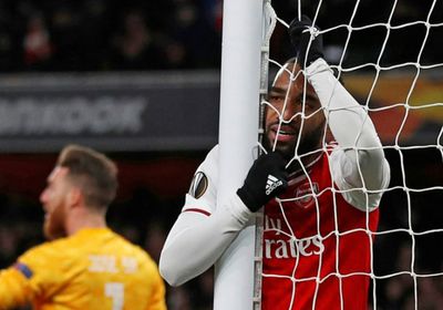 أرتيتا يدعو لاعبي أرسنال لنسيان خيبة أولمبياكوس