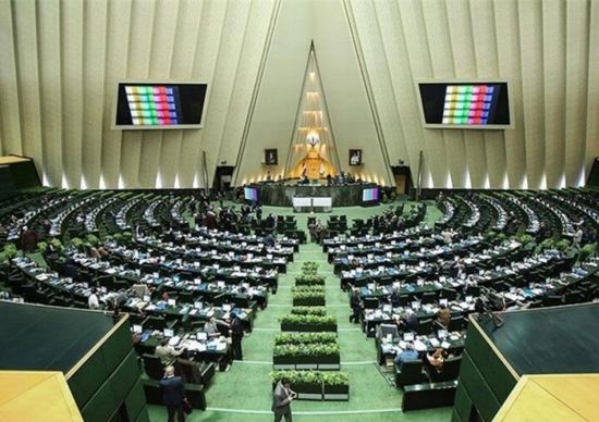 كورونا يمنع التصويت على الموازنة في البرلمان الإيراني