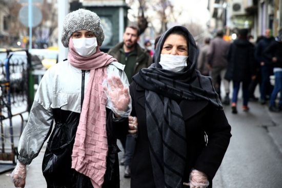 بشأن كورونا.. كاتب عراقي يُوجه رسالة هامة لوزير الصحة الإيراني
