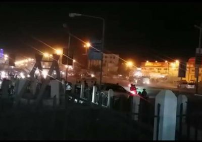 بالرصاص الحي.. مليشيا الإخوان تلاحق مشجعي اتحاد سيئون (فيديو)