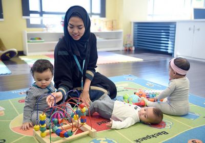 حفاظا على سلامة الأطفال.. الإمارات‬ تعلق الدراسة في الحضانات