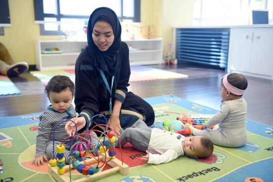 حفاظا على سلامة الأطفال.. الإمارات‬ تعلق الدراسة في الحضانات