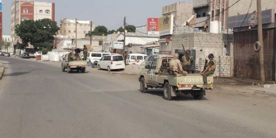 مليشيا الإخوان تعزز الحصار على قرية الكريبية في عتق شبوة