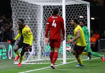 عقب الخسارة.. صخرة دفاع ليفربول يوجه رسالة قوية لزملائه