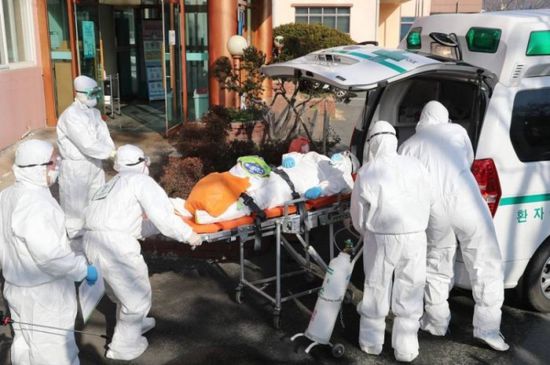  إيطاليا تعلن ارتفاع الوفيات بفيروس كورونا إلى 34 والمصابين إلى 1700 حالة