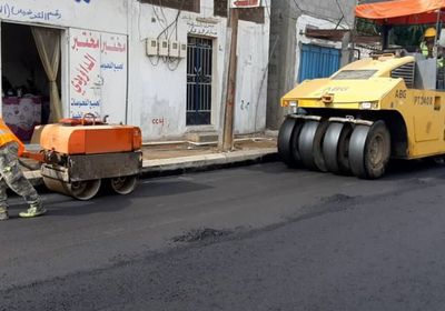 انطلاق المرحلة الأولى من مشروع سفلتة شوارع التواهي