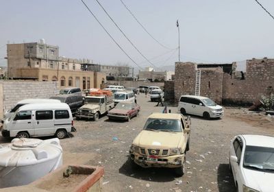 ضبط سيارات غير مرخصة بردفان  