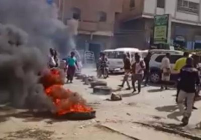 بعد قتل سائق.. تعز تنتفض على إرهاب مليشيا المحور