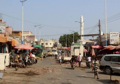 وسط تذمر من المواطنين..انقطاع تام للتيار الكهربائي في زنجبار وخنفر