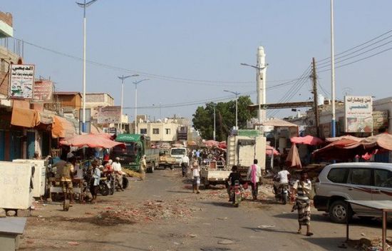 وسط تذمر من المواطنين..انقطاع تام للتيار الكهربائي في زنجبار وخنفر