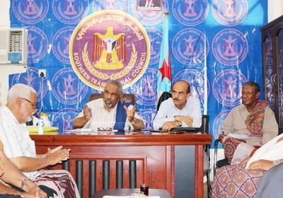 مناقشة التحضيرات النهائية لإشهار "ملتقى حضرموت الثقافي"