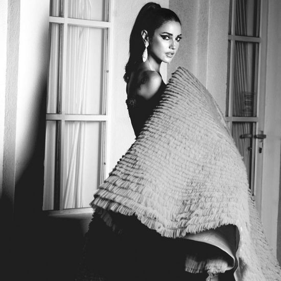 بالأبيض والأسود.. درة تنشر صور أحدث جلسة تصوير خضعت لها