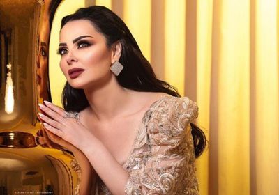 ديانا كرزون بفستان أنيق في أحدث جلسة تصوير