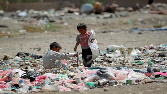  جوعٌ وعطشٌ وأمراض.. ماذا فعل الحوثي بالمدنيين؟