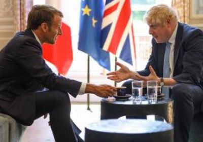 جونسون يقدم للرئيس الفرنسي خطة لمواجهة &laquo;كورونا&raquo;