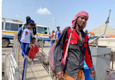 مفوضية اللاجئين: 115 لاجئاً صومالياً غادروا اليمن إلى بلادهم
