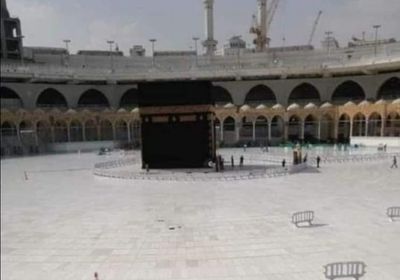 السعودية: إغلاق الحرمين بعد صلاة العشاء خوفا من انتشار كورونا