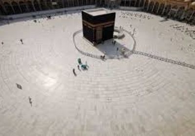 عقب إغلاقهما.. السعودية تعيد فتح المسجد الحرام والمسجد النبوي