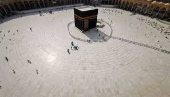 عقب إغلاقهما.. السعودية تعيد فتح المسجد الحرام والمسجد النبوي