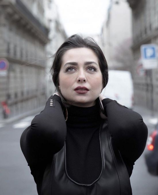 من باريس.. هبة مجدي جذابة في جلسة تصوير جديدة