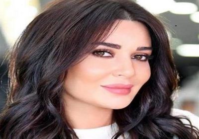 بعد تراجعه عن إغلاق تويتر.. سيرين عبد النور لعبد المجيد عبدالله :ستظل فنان محترم