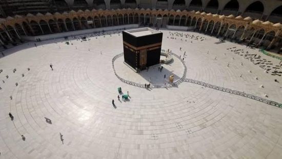 السبت.. فتح الطواف لغير المعتمرين بالحرم المكي