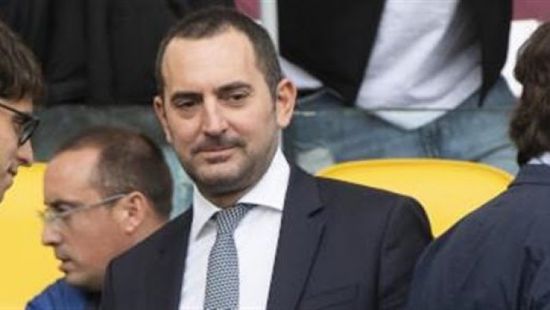 وزير الرياضة الإيطالي يطالب بتعليق دوري كرة القدم بسبب كورونا