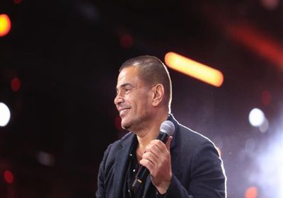 عمرو دياب يعتذر عن حفله بدبي