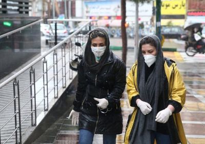 شاهد.. كارثة داخل أحد مستشفيات إيران بسبب "كورونا"