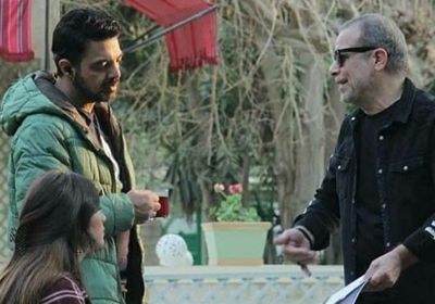 شريف منير يشارك جمهوره بصورة جديدة من كواليس "ونحب تاني ليه"