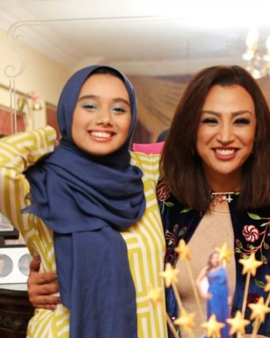 صفاء جلال تطلب من جمهورها الدعاء لنجلتها 