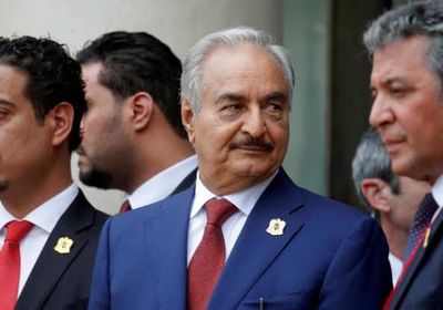حفتر يستهل زيارته إلى فرنسا بلقاء وزير الخارجية الفرنسي بالعاصمة