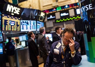 «كورونا» يُهبط الأسهم الأمريكية بشكل حاد