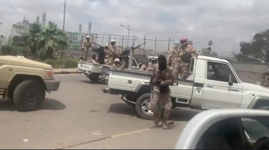  ضبط مسلحين في ملاحقات أمنية بالعاصمة عدن (صور وفيديو)