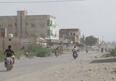 مدفعية الحوثي تقصف المحوات في حيس