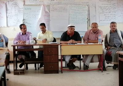 "انتقالي ردفان" يطالب بحل مشكلة إضراب المعلمين