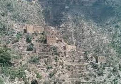 رفضوا النقاط العسكرية.. مليشيا الإخوان تشتبك مع قبيلة الزعازع في تعز