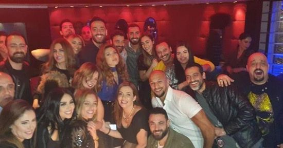 رامي جمال يحتفل بنجاح ألبوم "أنا لوحدي" (صور)