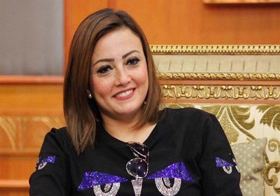 بصورة من كواليس "لقاء على الهواء".. بشرى تهنئ يسرا بعيد ميلادها