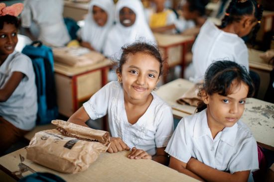 "الغذاء العالمي" يدعم مليون طفل في اليمن