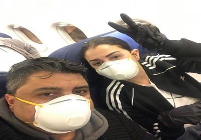 غادة عبدالرازق بـ "الكمامة" في أحدث ظهور لها