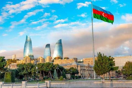  أذربيجان تشيد باتفاق "أوبك+": ضمانة لاستقرار أسعار النفط العالمية