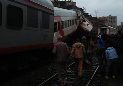 وقوع حادث تصادم  قطاري ركاب في القاهرة 