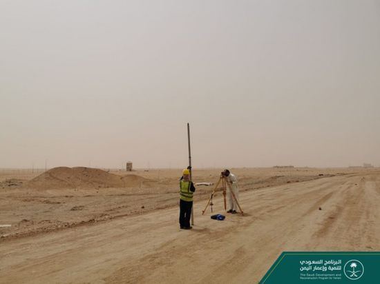 "البرنامج السعودي": تأهيل منفذ البقع بـ90 عامود إنارة