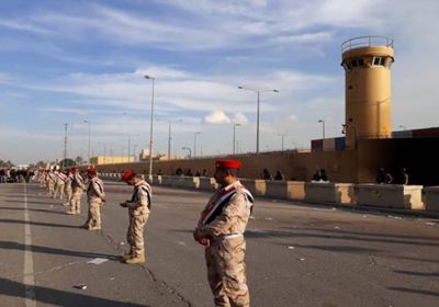 انتشار قوات الأمن العراقية أمام السفارة الأمريكية في بغداد
